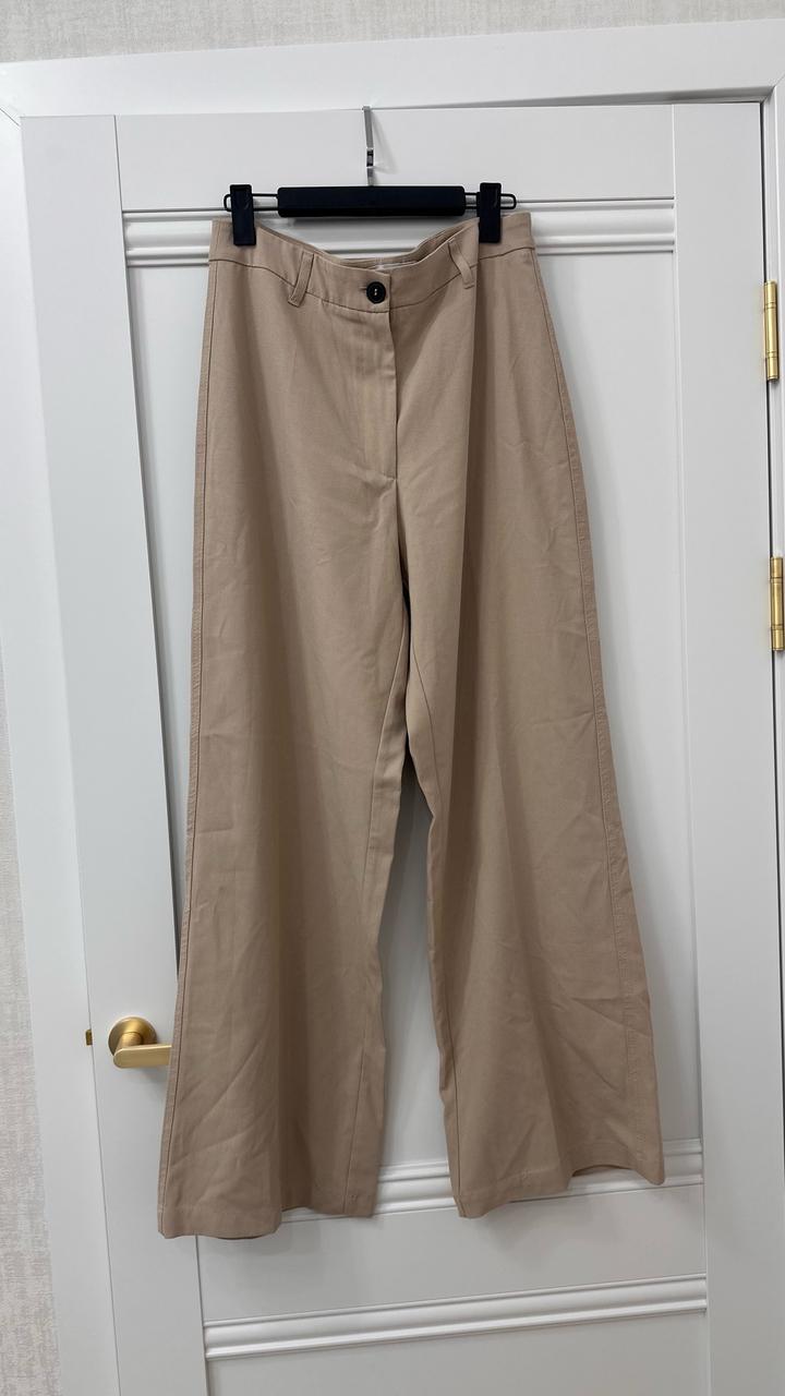 Прямые штаны Bershka