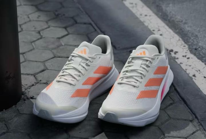Кроссовки Adidas