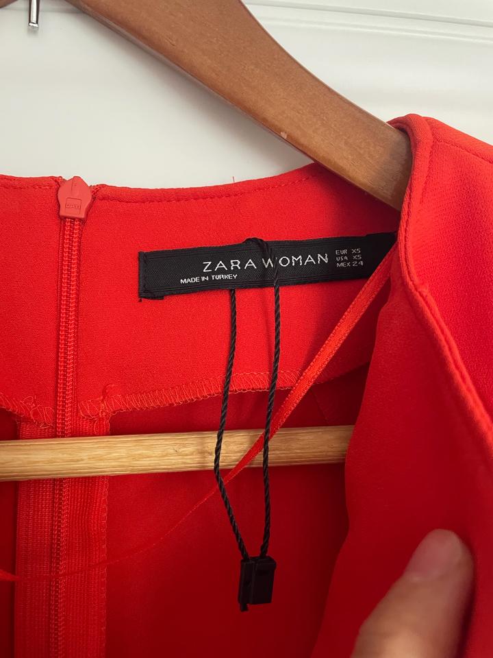 Платье Zara