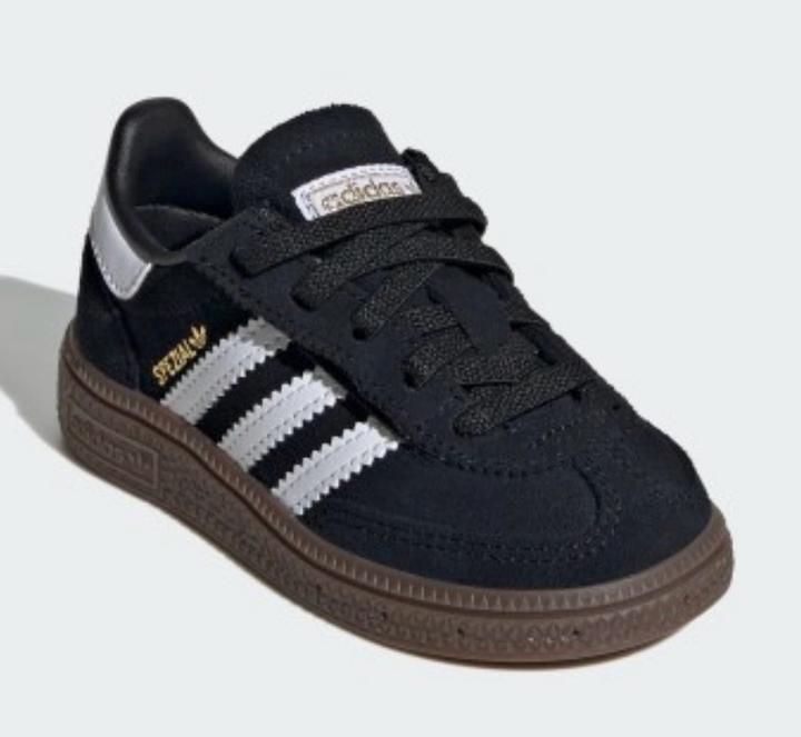 Adidas кроссовки