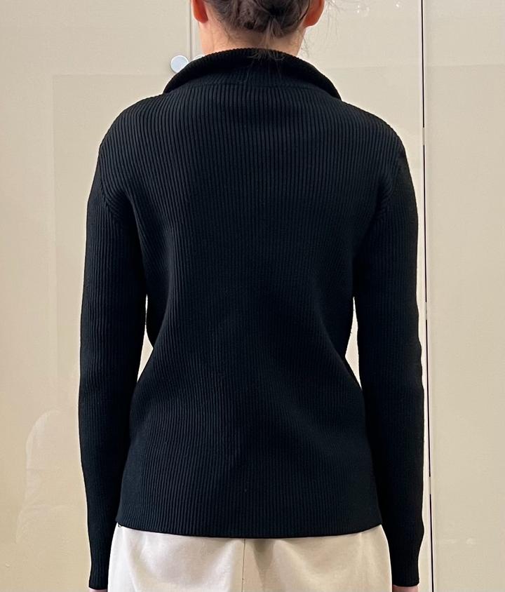 Черная кофта