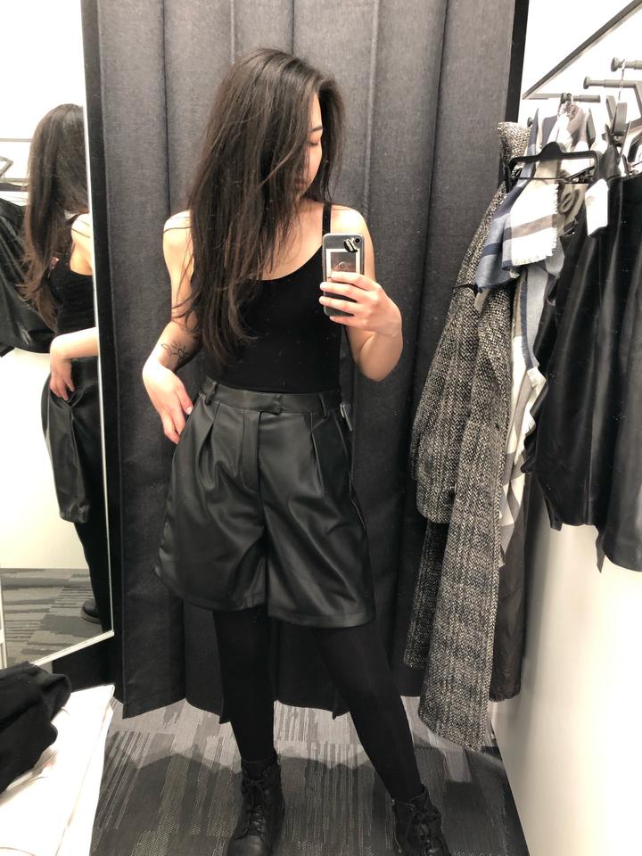 Шорты кожаные reserved