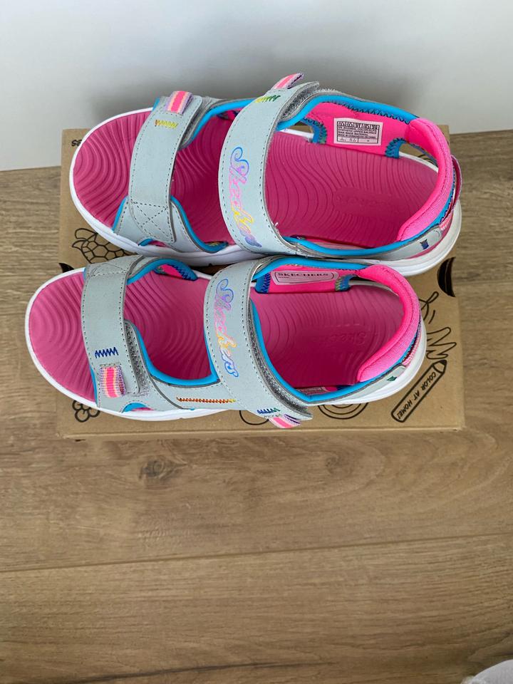 Детские сандалии Skechers