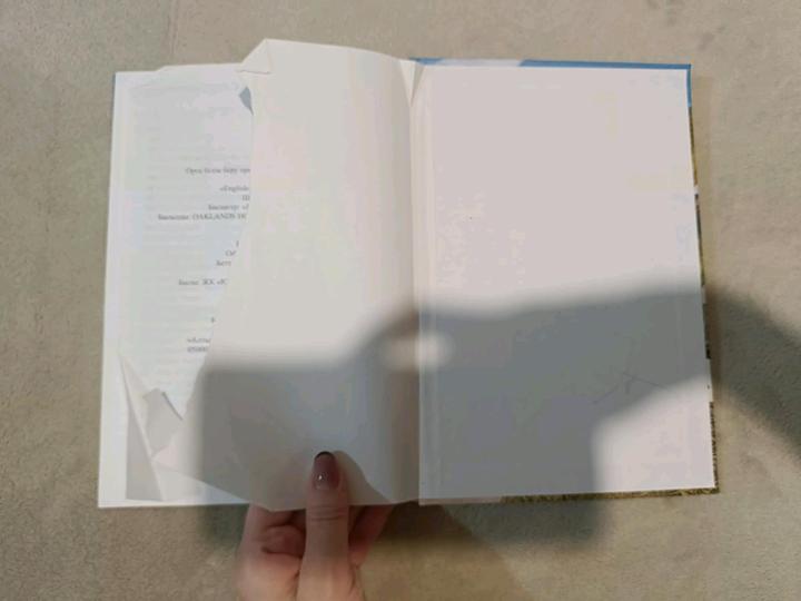 Смарт-книга для изучения анг и каз языков.