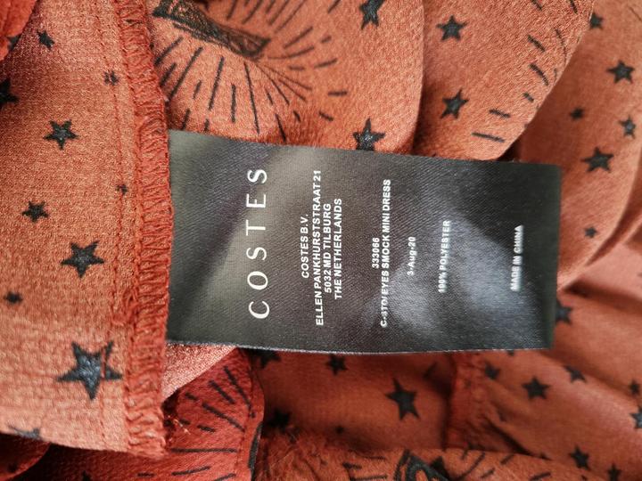 Красивое платье .Costes