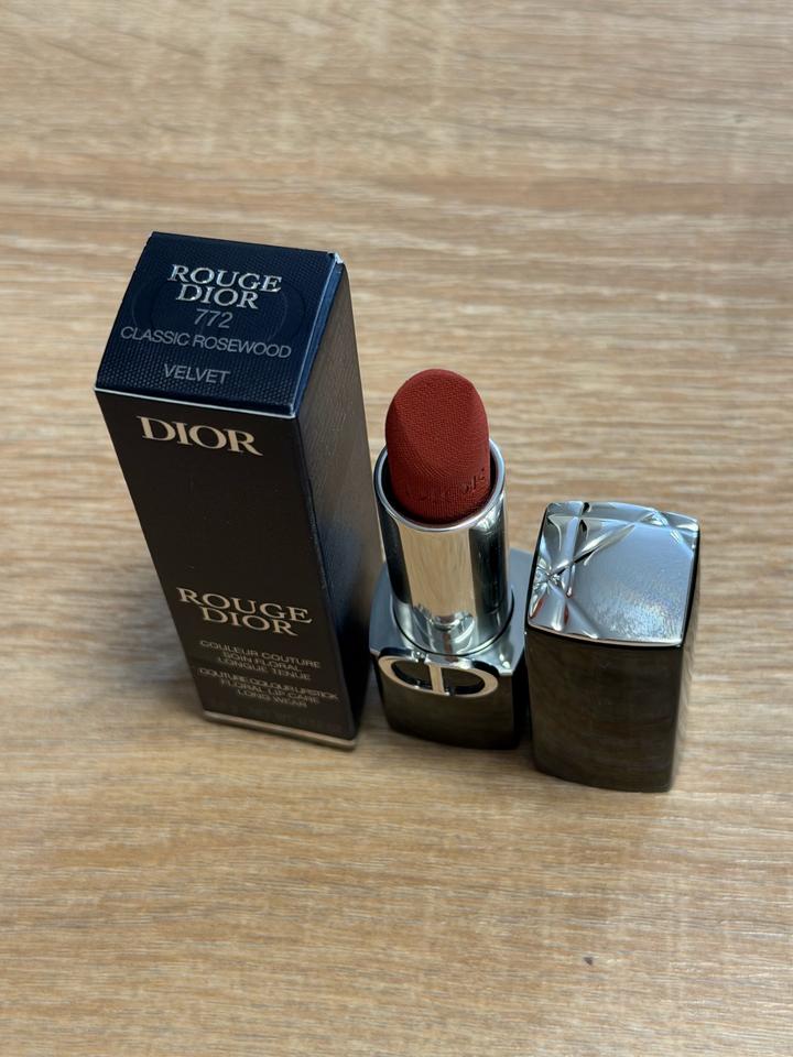 Rouge Dior Couture Colour Lipstick , батч код на фото