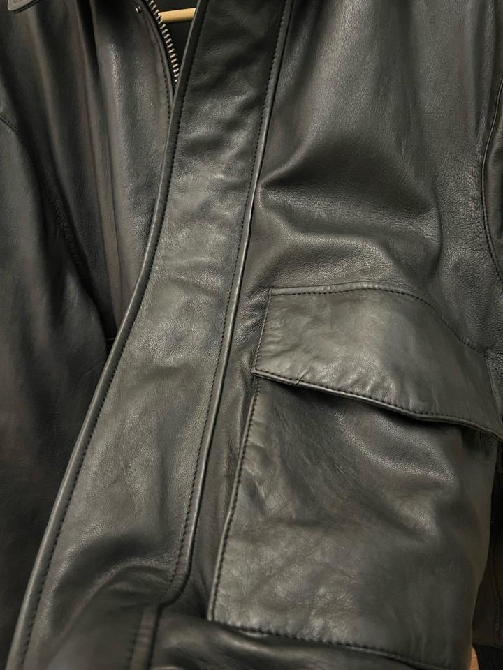 Кожаная куртка Зара