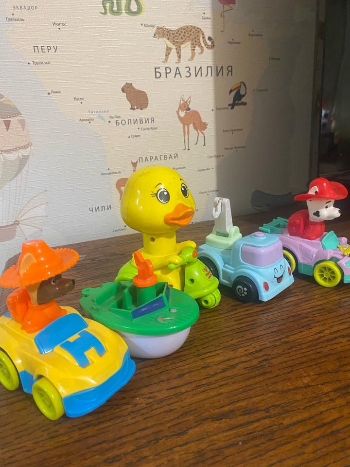 Машинки игрушки