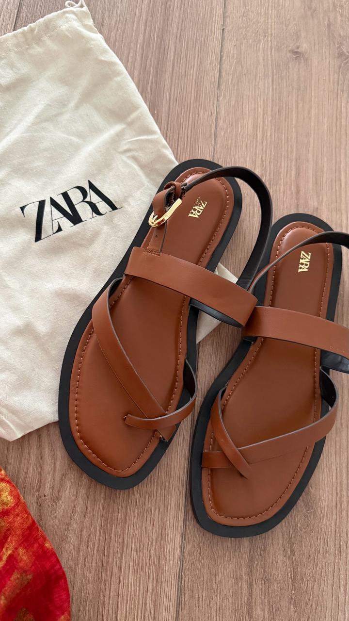 Сандаллии Zara