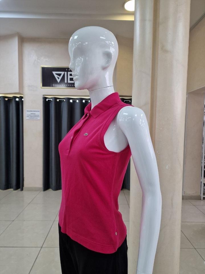 Топ Lacoste