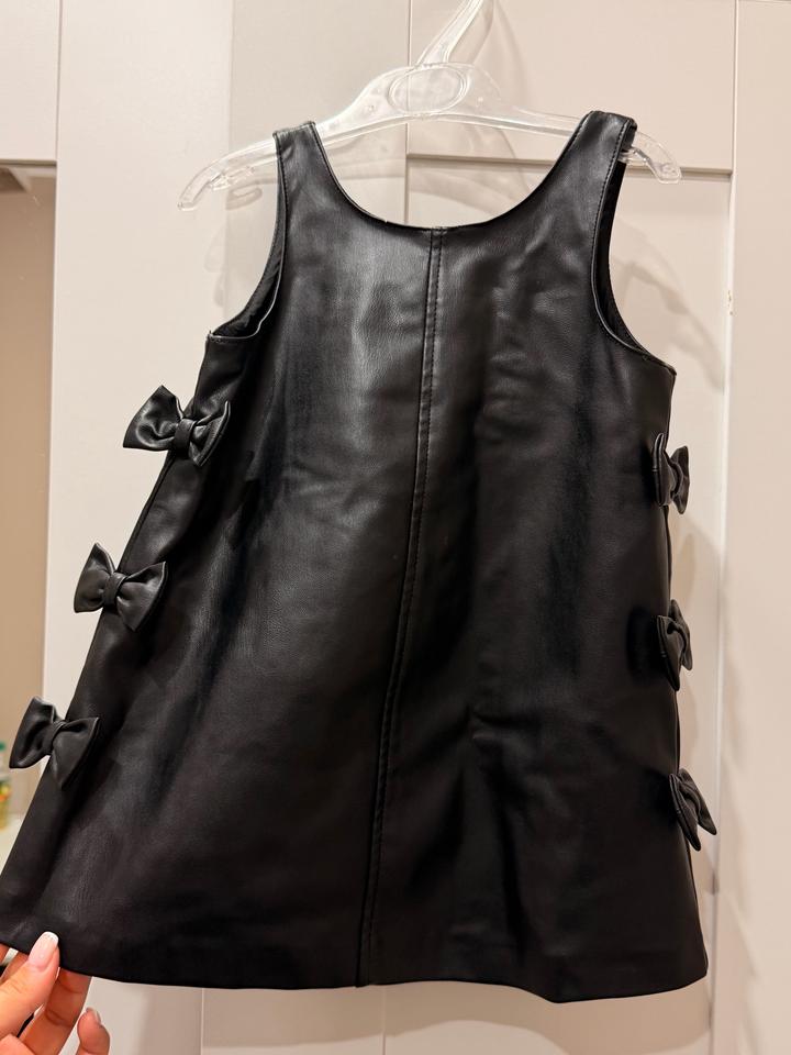 Черное кожаное платье Zara kids