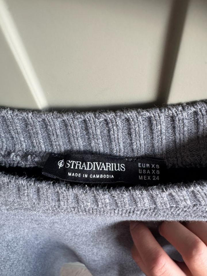 свитер stradivarius