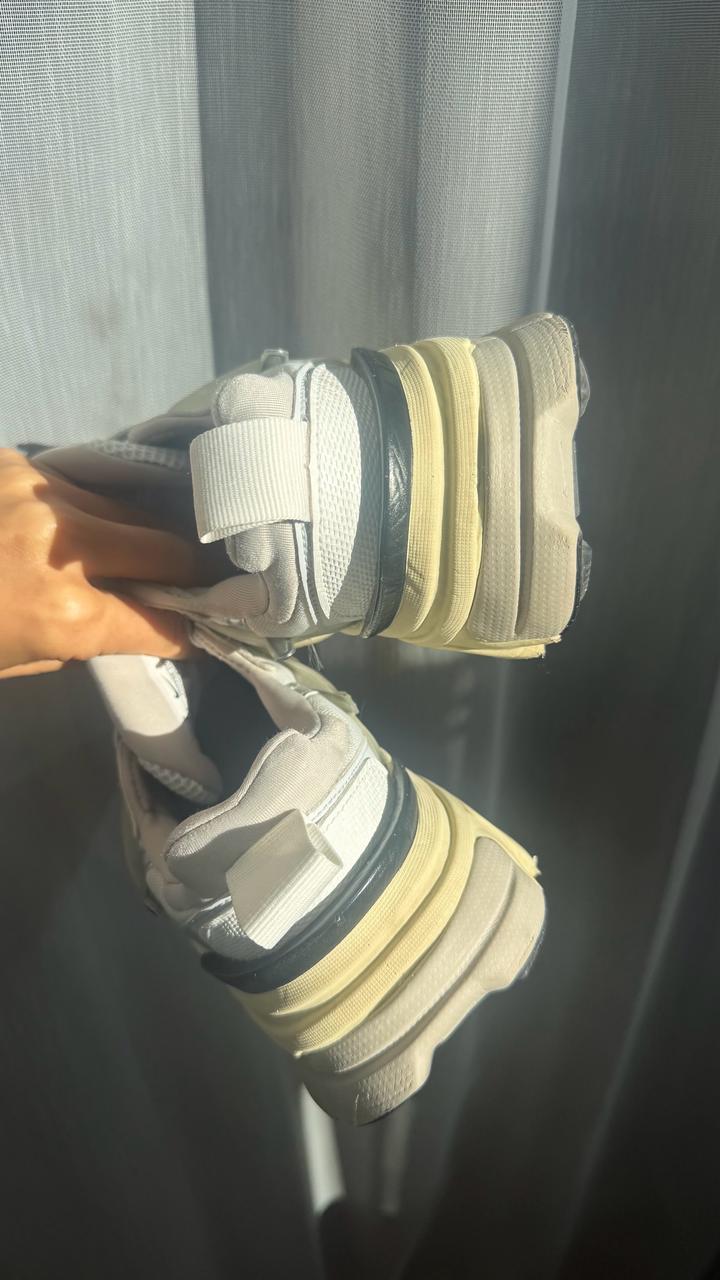 Nike кроссовки
