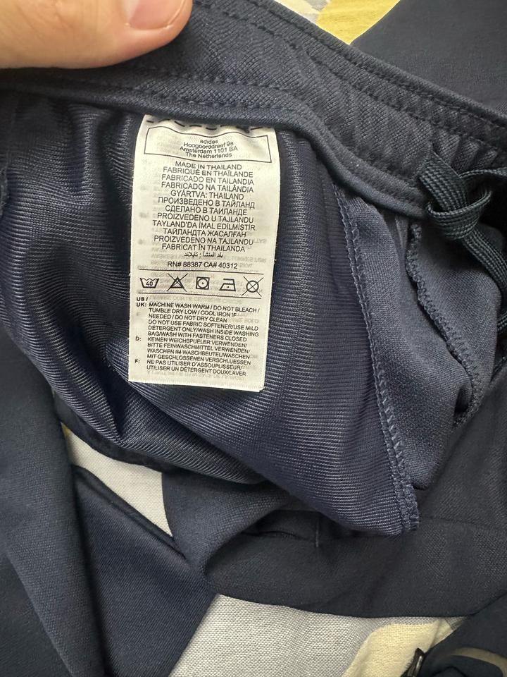 Спортивный костюм Adidas