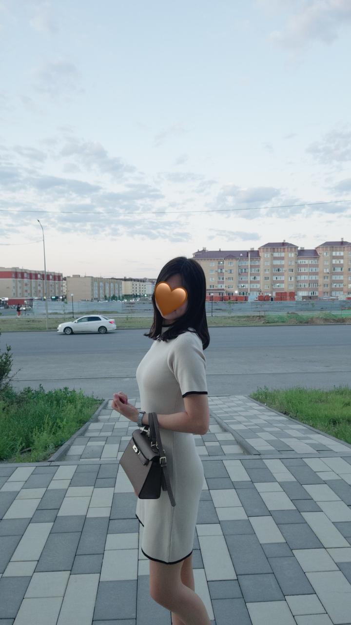 Посвсевдневное платье.