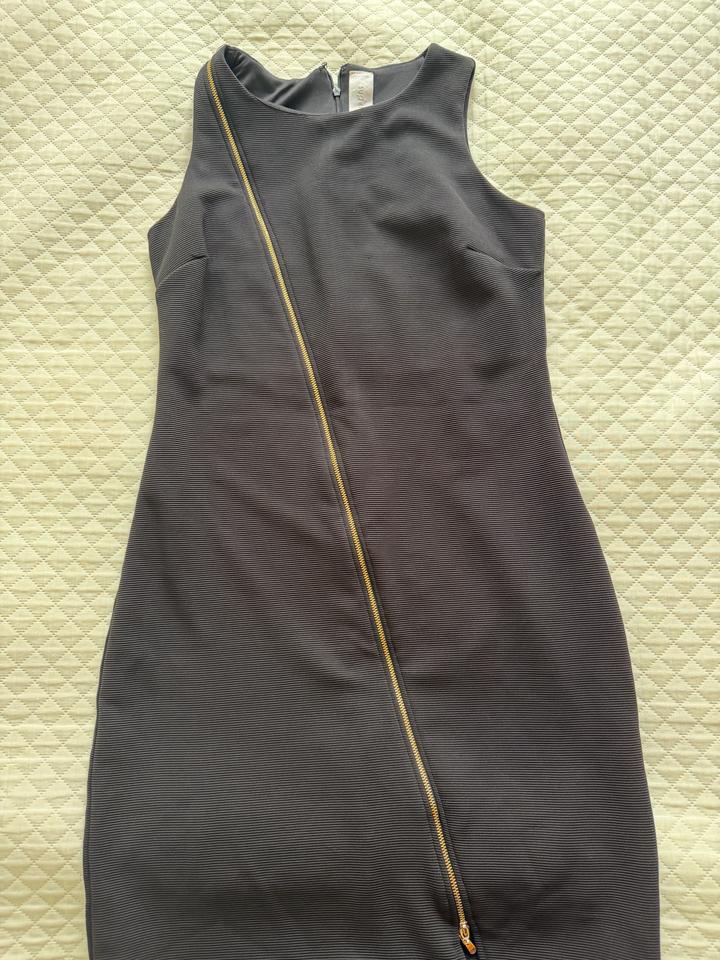 Черное платье