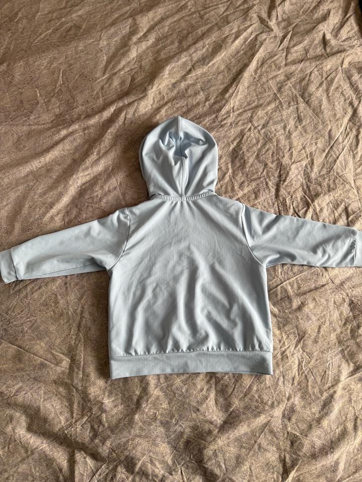 Uniqlo ветровка унисекс на 2 года