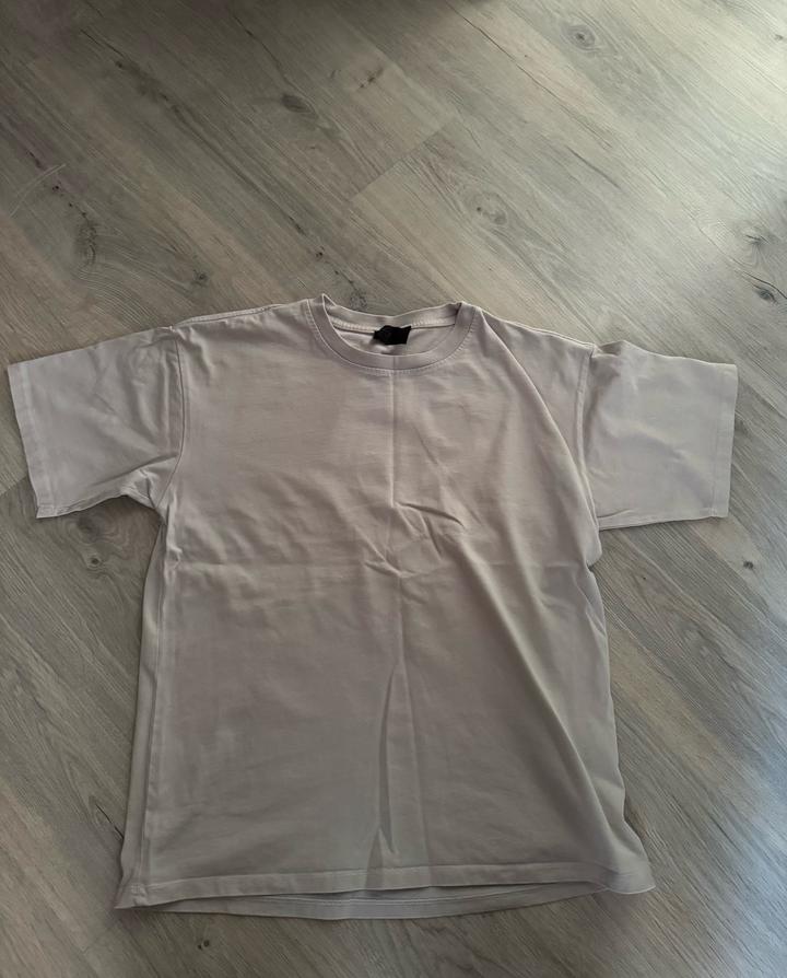 Футболка от FEAR OF GOD