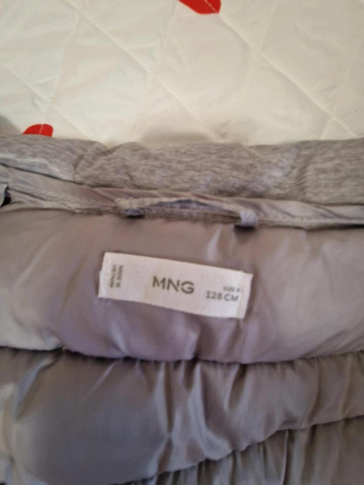 куртка на девочку