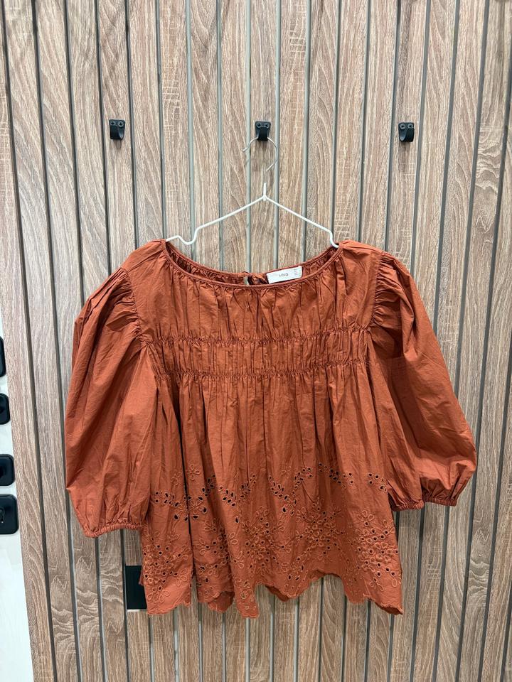 новая терракотовая блузка Mango весна- лето