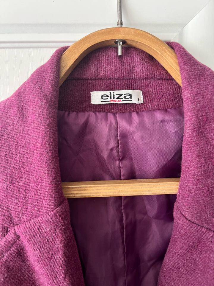 Легкое пальто