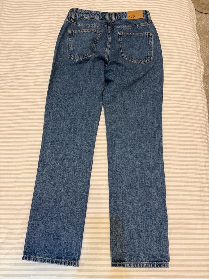 Синие прямые джинсы Zara