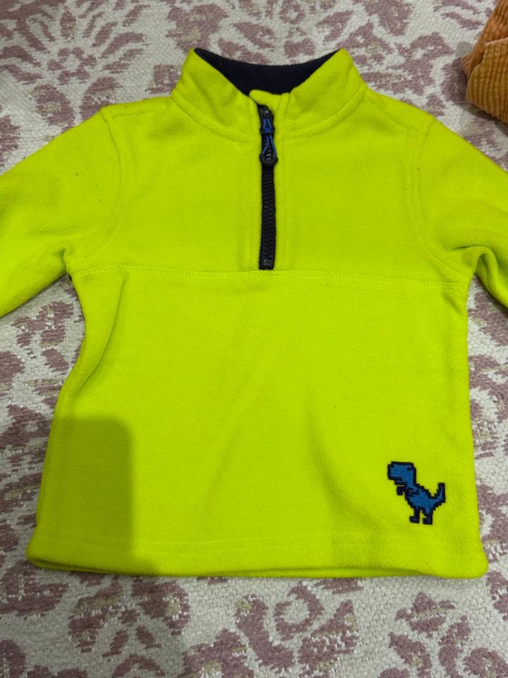 Все вещи за 12 тыс, все качественное размер от 1,5 года до 3 лет.