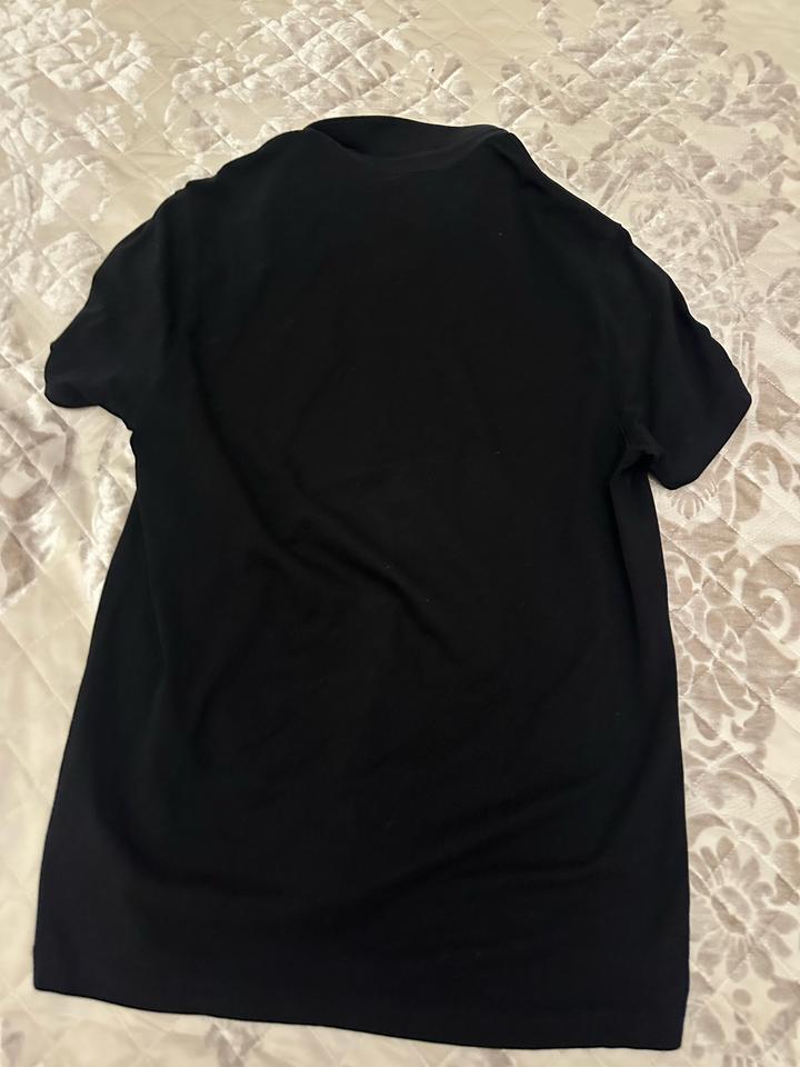 Футболка хб. H&M slim fit размер M