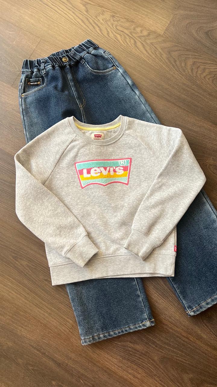 Кофта Levi’s и утепленные зимние джинсы для девочки