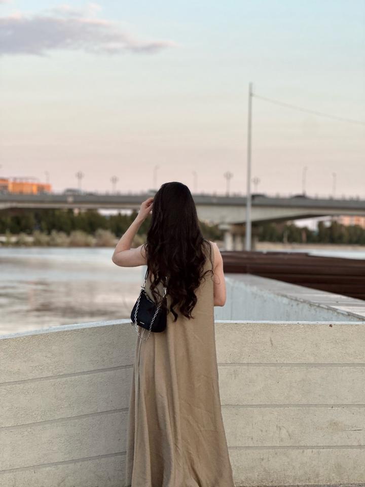 Платье от шоурума Feel me / 42-44