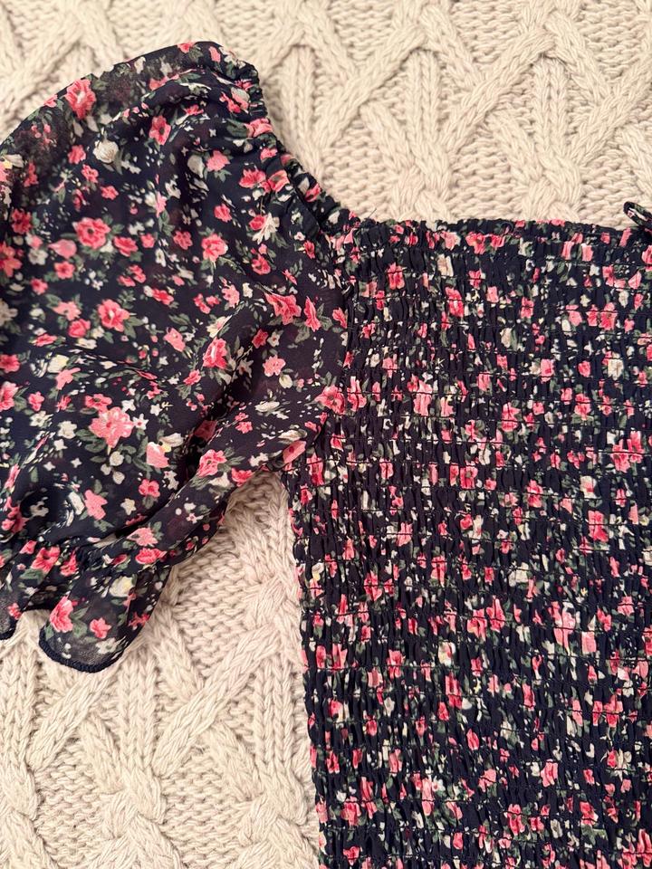 Платье FBSister