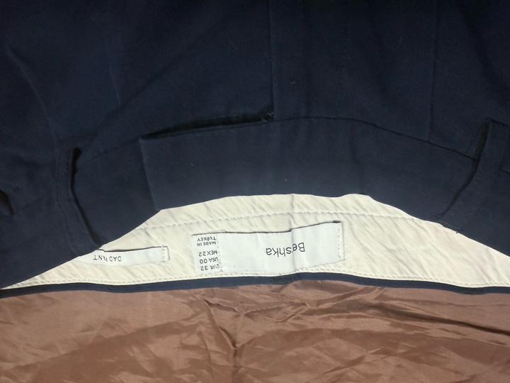 темно синие штаны Bershka