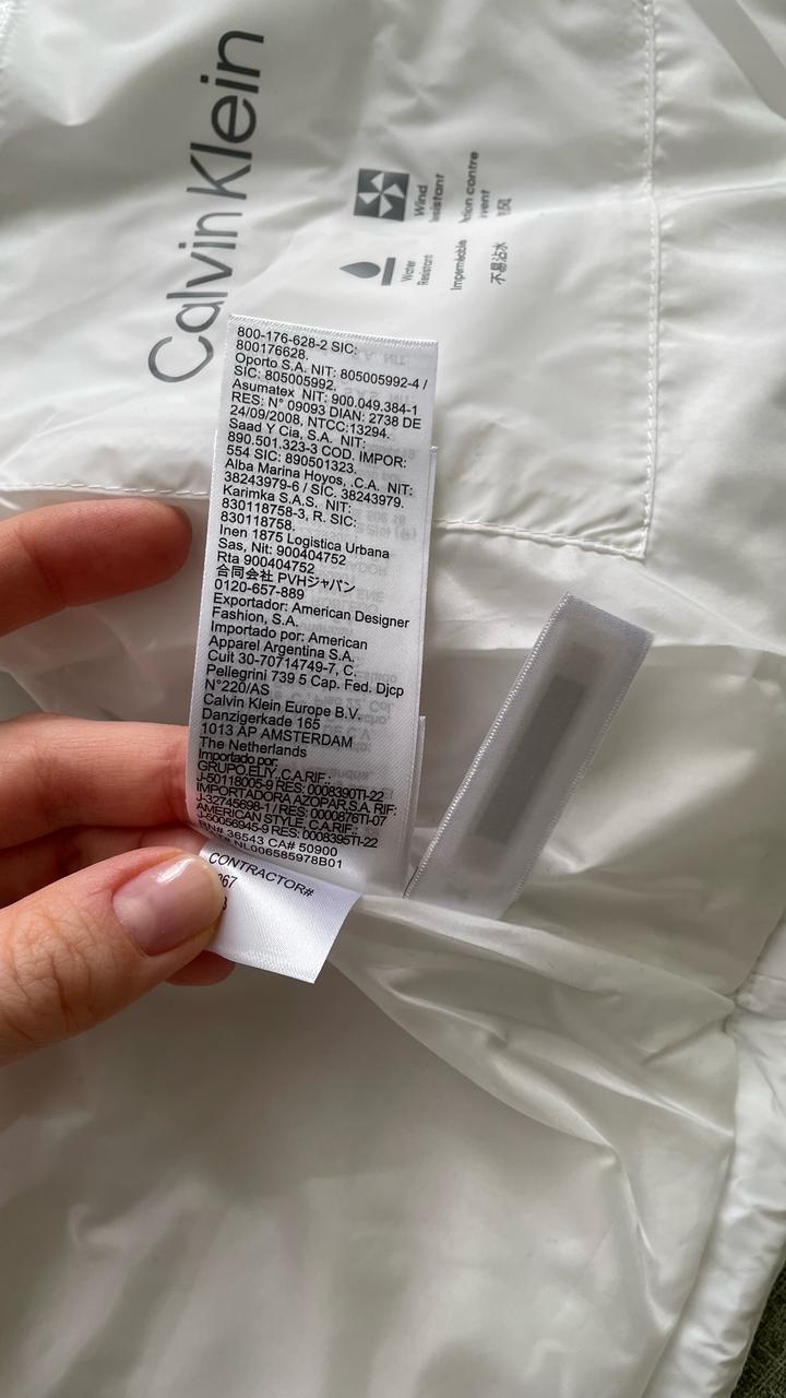 Женская куртка Calvin Klein Jeans