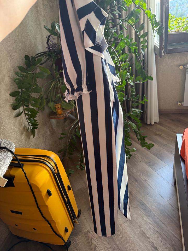 Платье в полоску