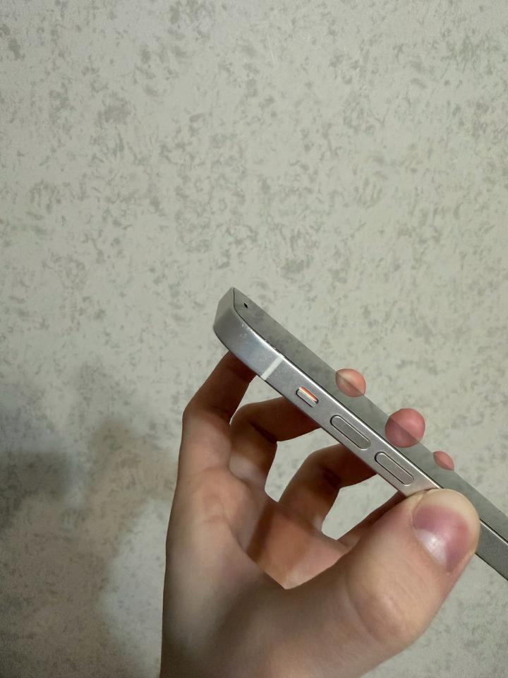 Айфон 12 64гб