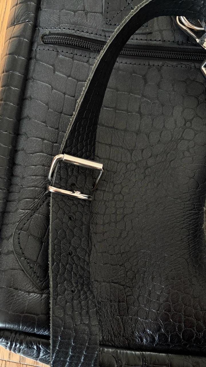 Кожаный рюкзак