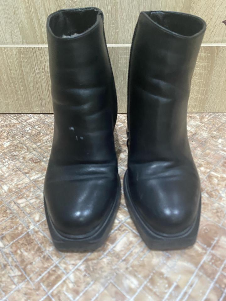 Етік қыстық, аз киілді, ақауы жоқ, 35. Сапожки, дефектов нет, 35. Март 2026