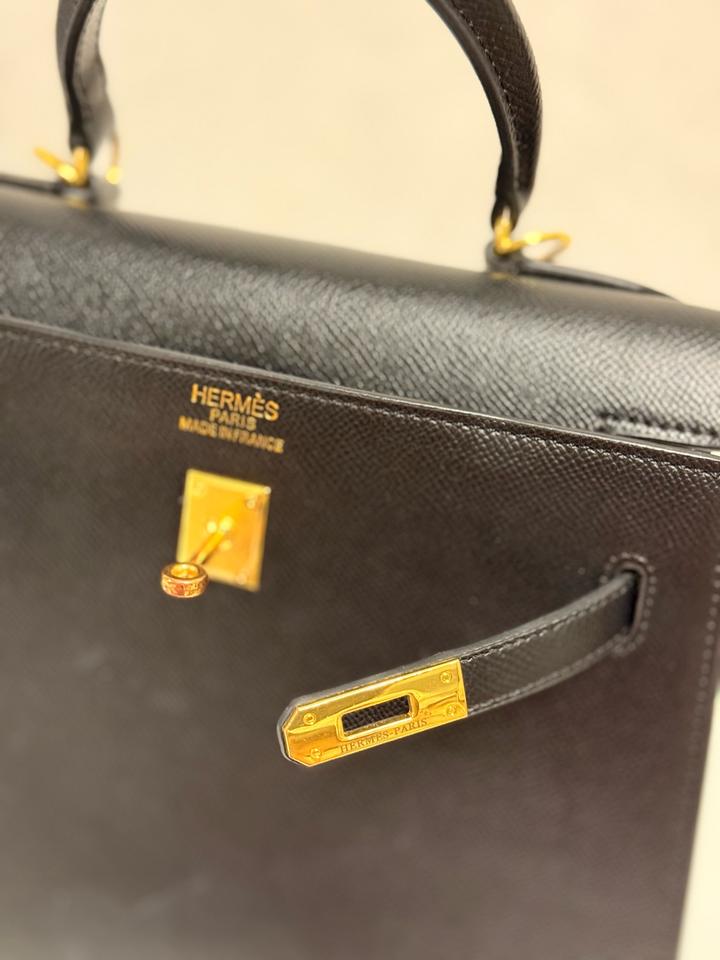 Чёрная сумка Hermes Kelly