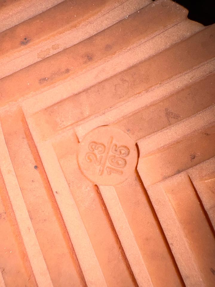 Продам кроссовки детские