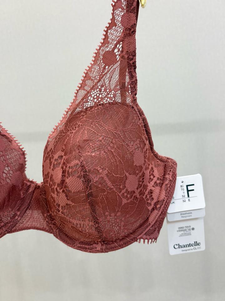 Бюстгальтер, Chantelle