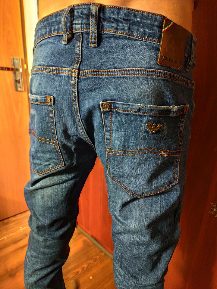 Джинсы.Армани.