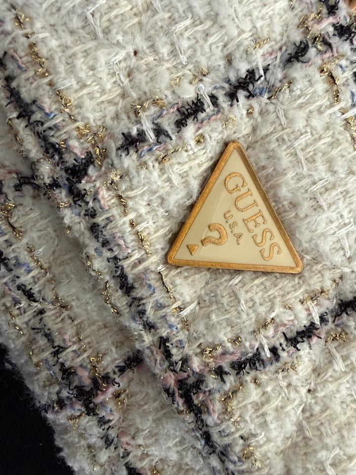 Guess твидовая
