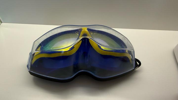 Очки для плавания от sainteve