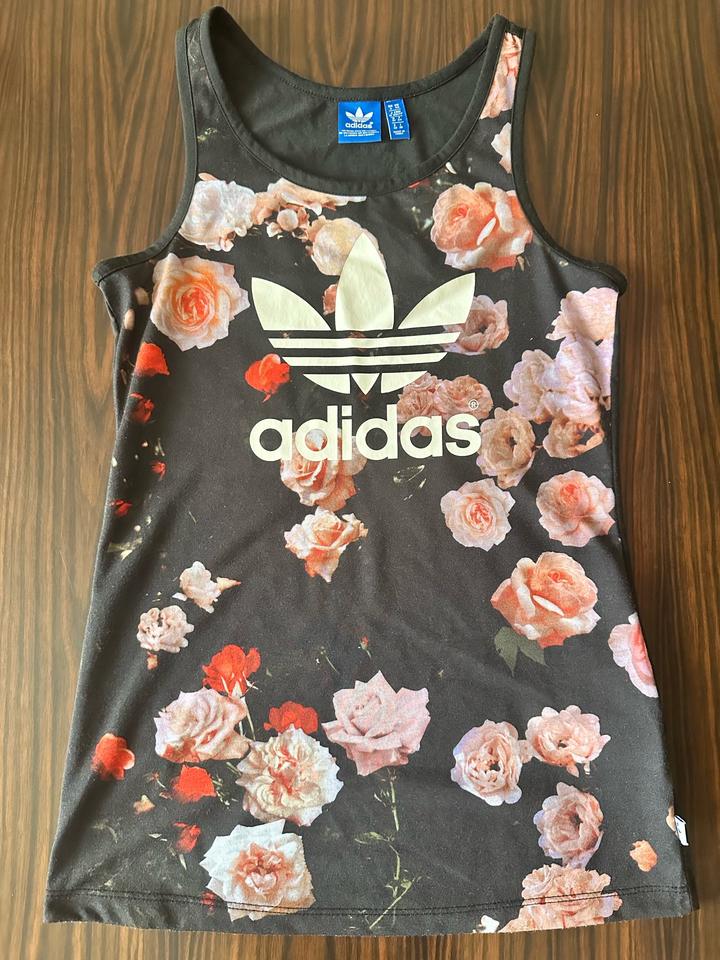 Топ Adidas