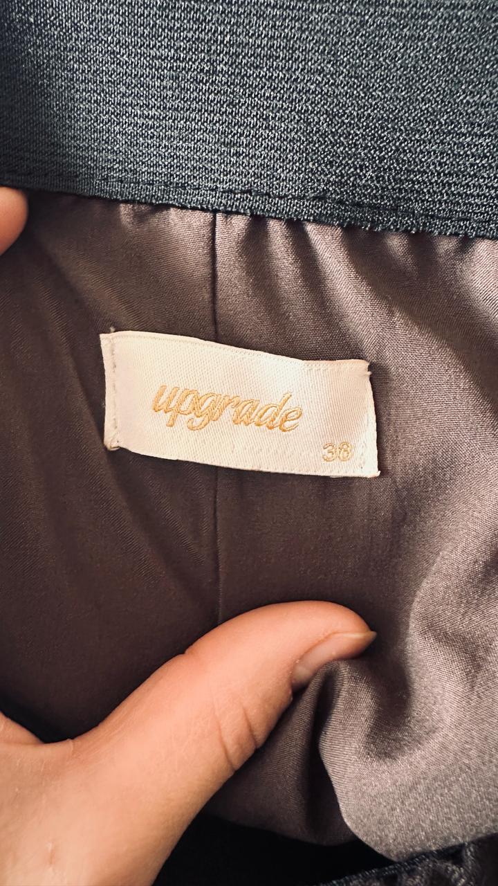 Юбка миди • бренд Upgrade • размер 38. Турция