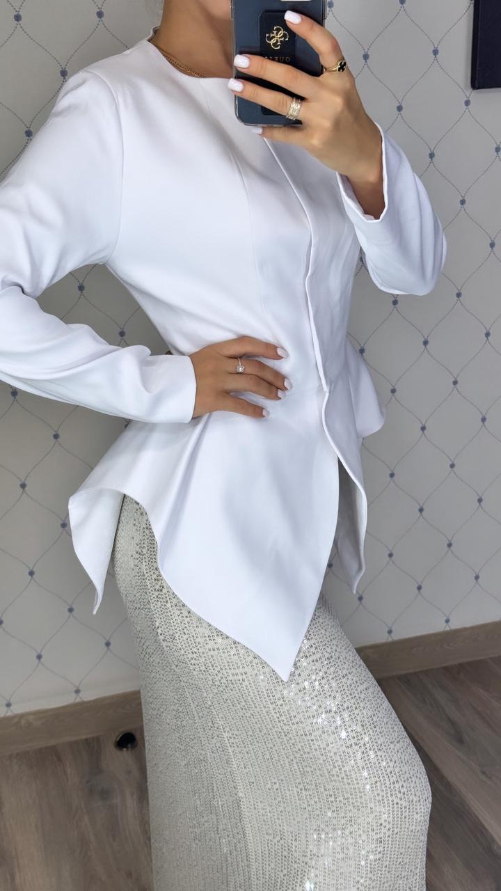 Белая двойка