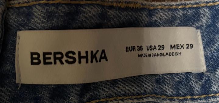 Джинсы baggy bershka