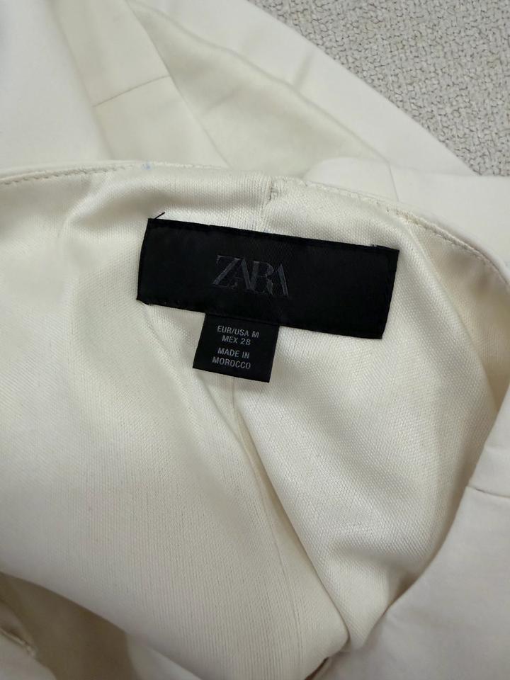 Молочный топ Zara