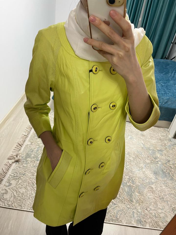 Кожаный плащь