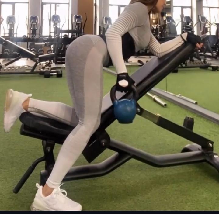 Спортивный костюм